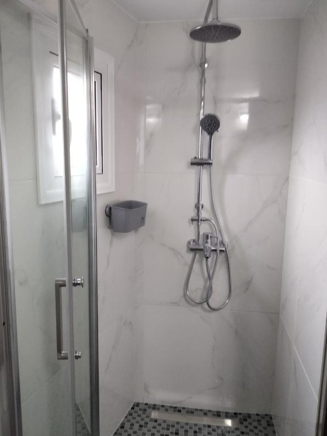 Cozy Place In The Heart Of Harbor Apartamento Pafos Exterior foto