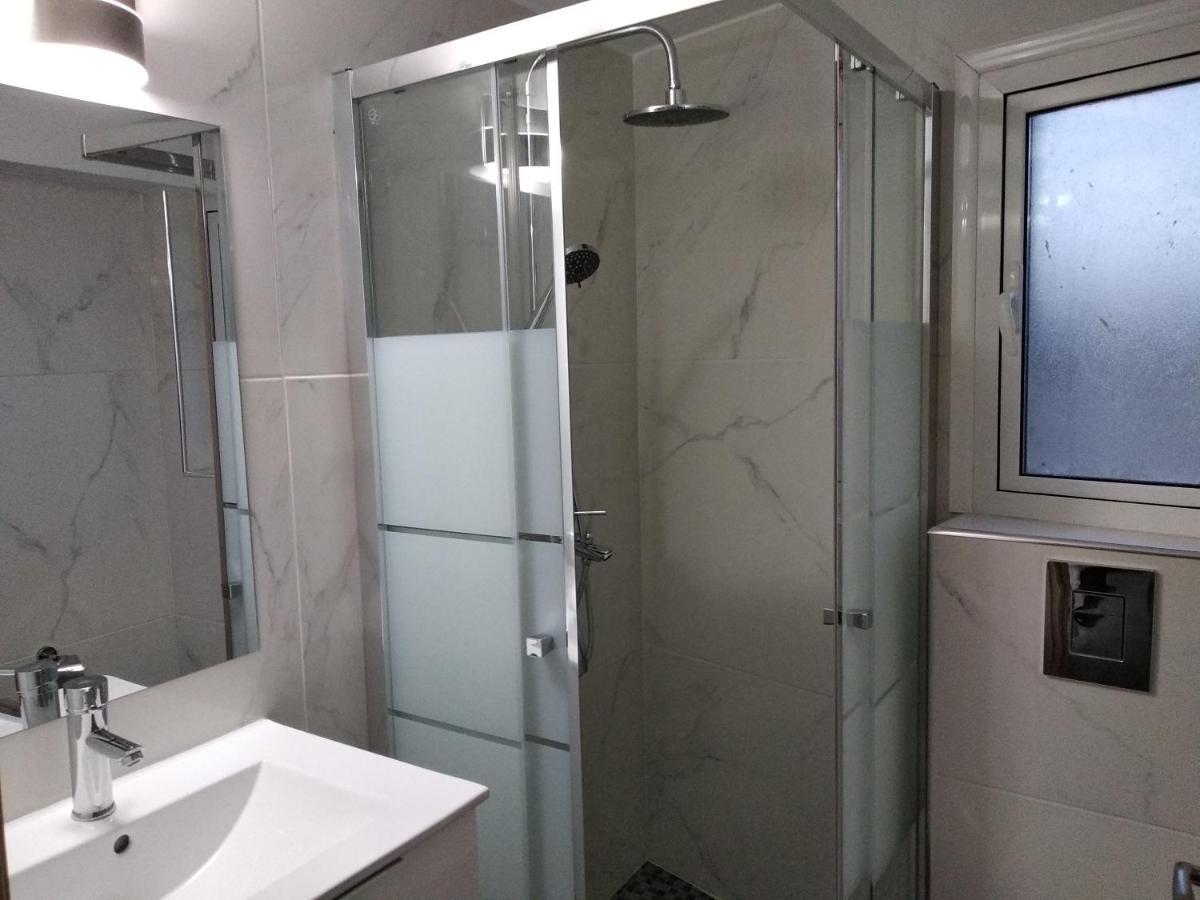 Cozy Place In The Heart Of Harbor Apartamento Pafos Exterior foto